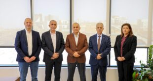غرفة تجارة وصناعة محافظة الخليل تبحث التعاون مع هيئة سوق رأس المال الفلسطينية