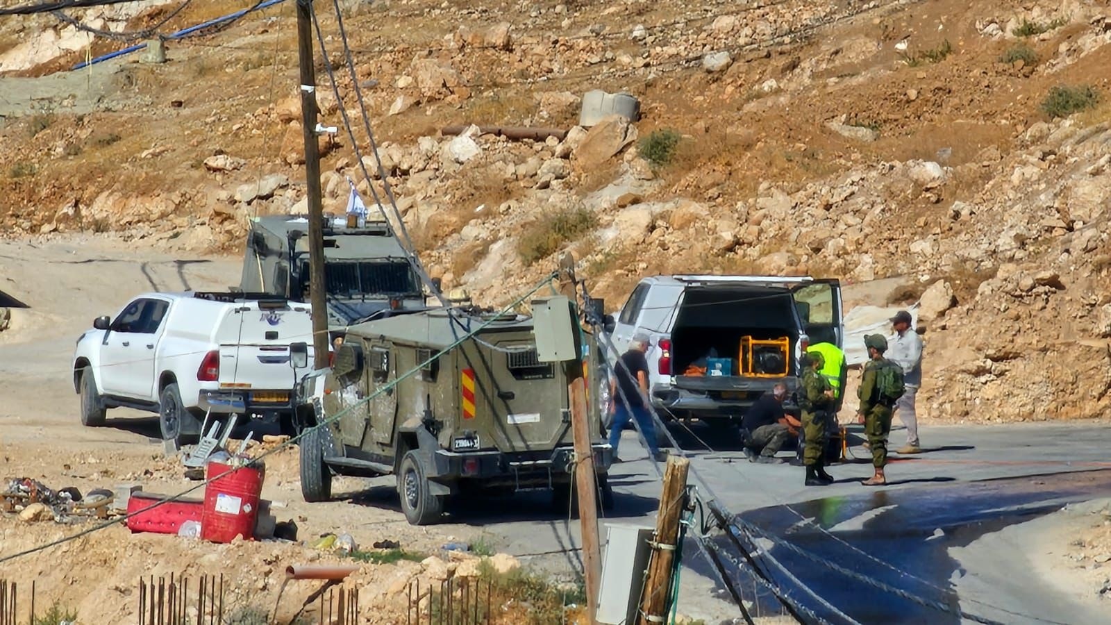 قوات الاحتلال تشرع بإغلاق ينابيع المياه في الظاهرية جنوب الخليل
