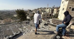 الاحتلال يجبر مقدسيا على هدم منزله في بلدة صور باهر جنوب القدس