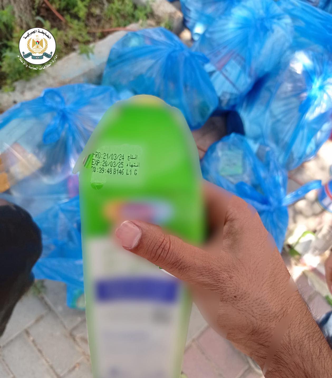 الضابطة الجمركية تضبط مواد غذائية منتهية الصلاحية في جنين