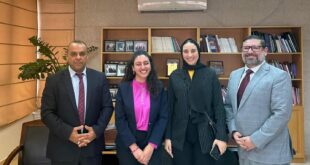 السفير التشيلي يلتقي أمين عام اتحاد الكتّاب والأدباء الفلسطينيين ويبحثان التعاون الثقافي المشترك