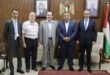 محافظ الخليل يبحث سُبل التعاون مع مستشار الصندوق العربي للإنماء د. سمير جراد