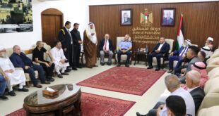 محافظ الخليل يستقبل وفداً من مجلس عائلة الشويكي وعدد من رجال العشائر ووجهاء المحافظة
