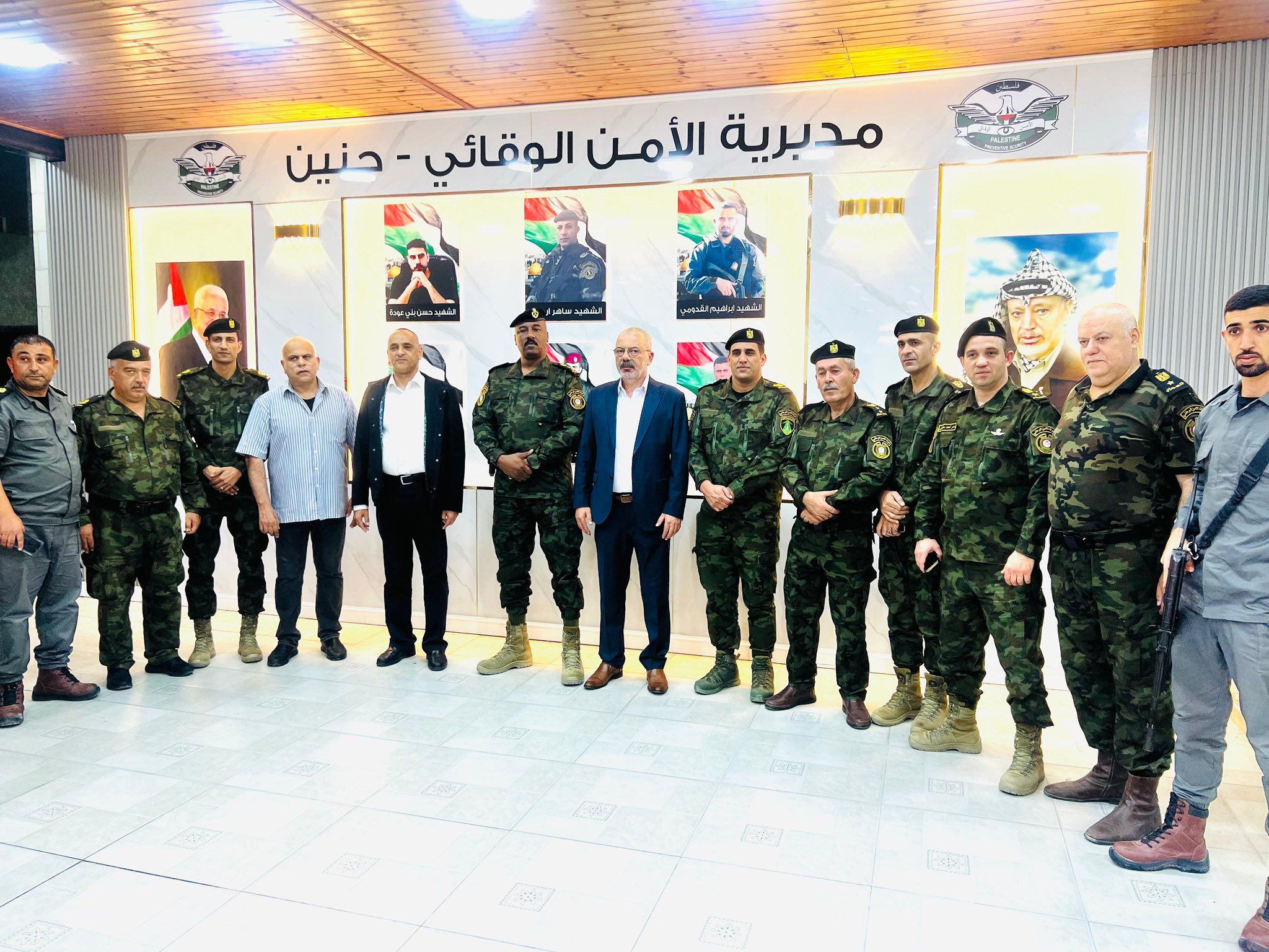 الأمن الوطني يزور الأمن الوقائي في جنين ويؤكد على التعاون المشترك