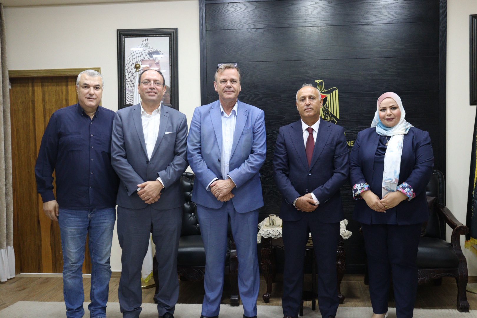 محافظ جنين كمال أبو الرب يطلع السفير الهولندي على مجمل أوضاع المحافظة وانتهاكات الاحتلال