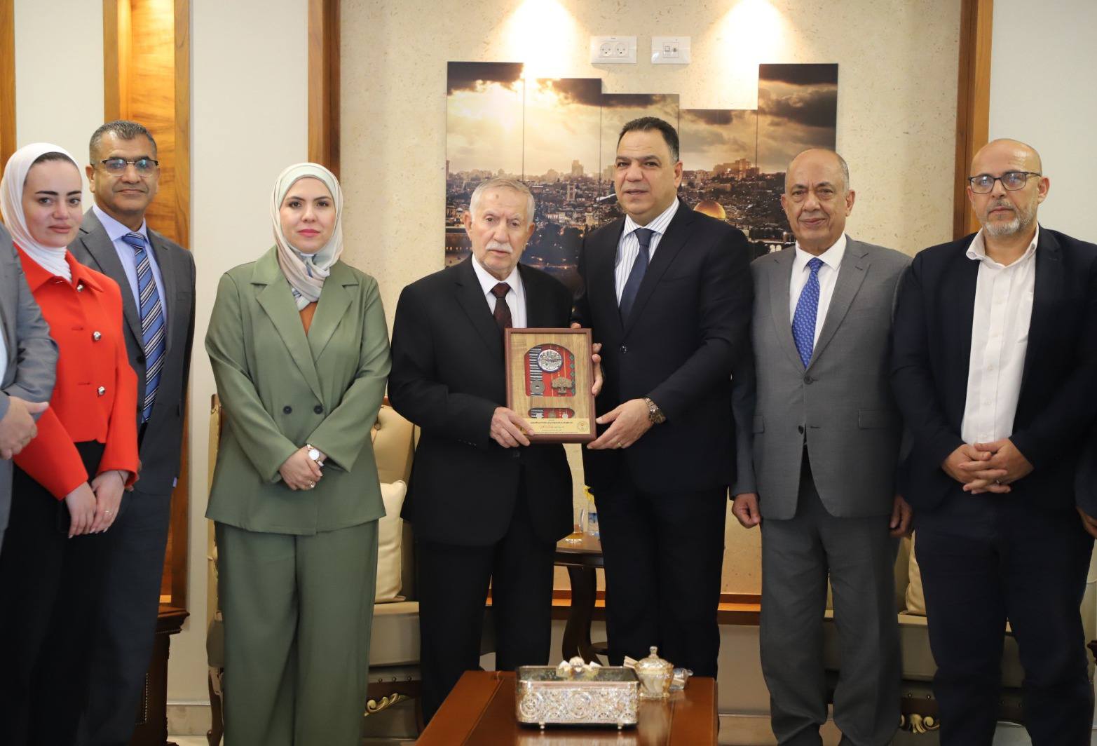 اللواء نضال شاهين يستقبل وفد دائرة حقوق الانسان في منظمة التحرير الفلسطينية