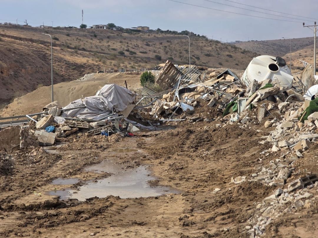 الأغوار الشمالية: الاحتلال يشرع بعمليات هدم في تجمع عين الحلوة