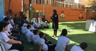 الضابطة الجمركية تقدم محاضرة توعوية لطلبة مخيم صيفي "فرسان الأمن الوطني" في محافظة رام الله والبيرة