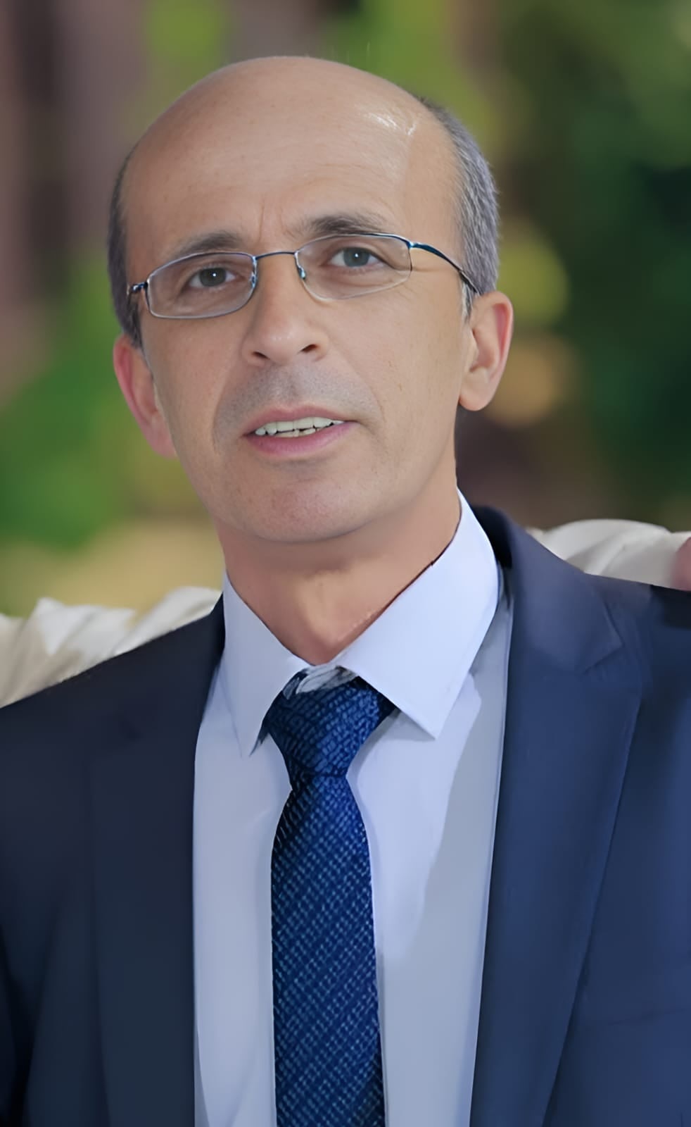 عماد سالم