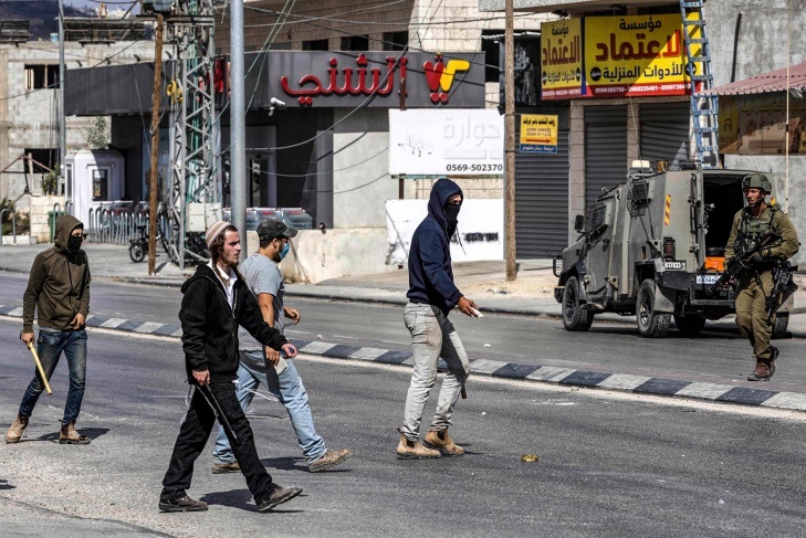 الخارجية الفلسطينية تدين اعتداء المستوطنين على مركبتين دبلوماسيتين لهولندا و روسيا