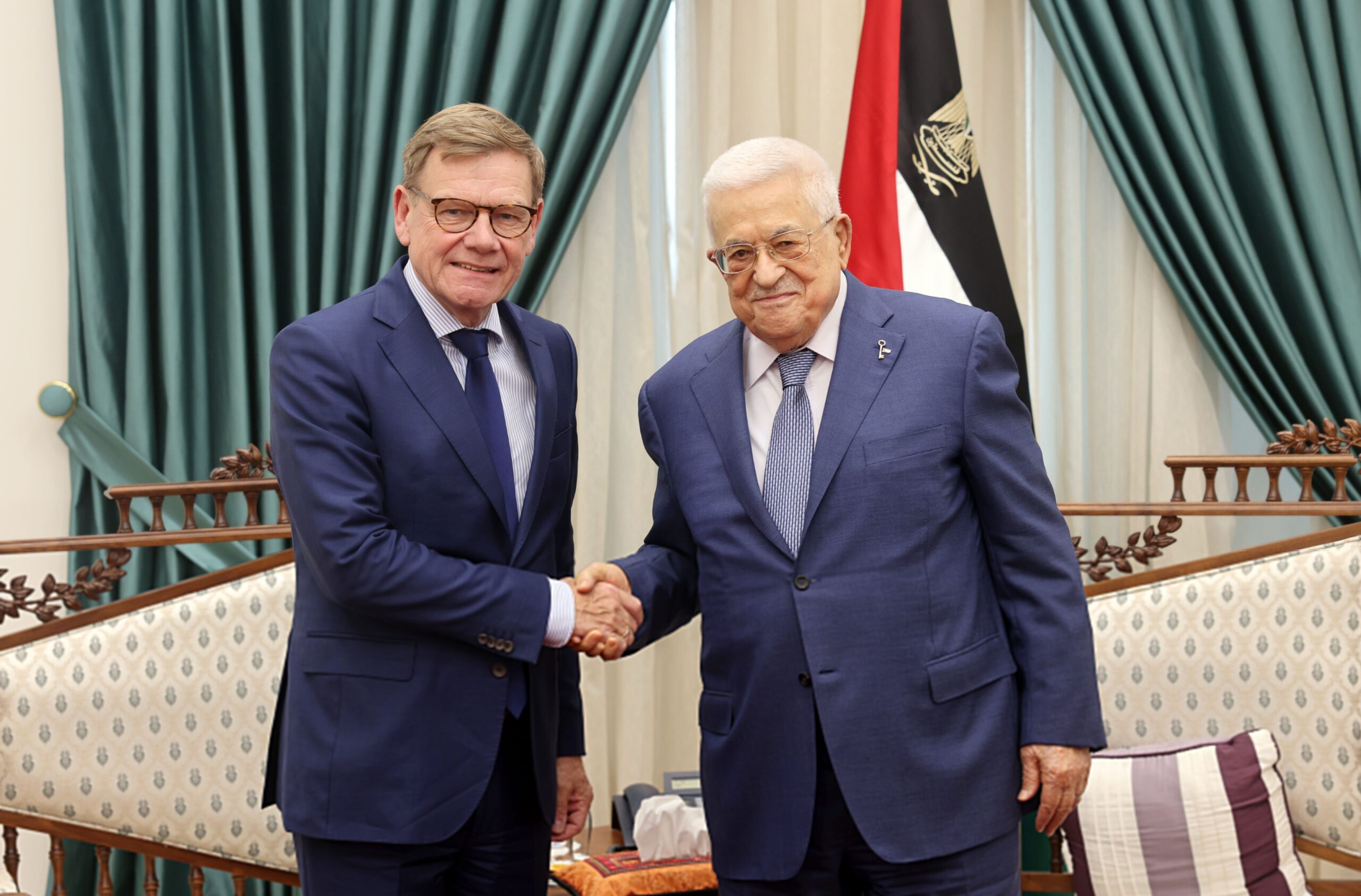 الرئيس محمود عباس يستقبل وزير الخارجية الألماني