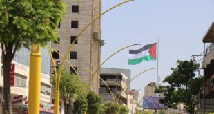 في يوم العلم .. علم فلسطين يتسيد العالم