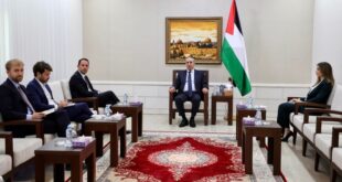حسين الشيخ يبحث مع القنصل الفرنسي مستجدات مؤتمر نيويورك