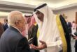 الرئيس محمود عباس يلتقي ولي عهد الكويت في الدوحة