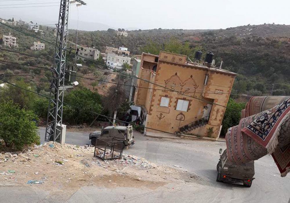 الاحتلال يقتحم برقين غرب جنين ويحتجز عددا من المواطنين