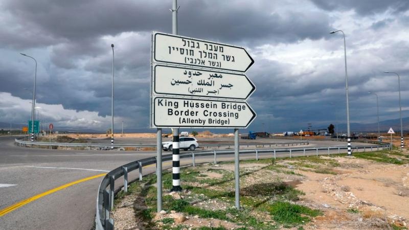 النضال الشعبي : قرار الاحتلال اغلاق معبر الكرامة لتحويل الضفة الغربية إلى "سجن محاصر"