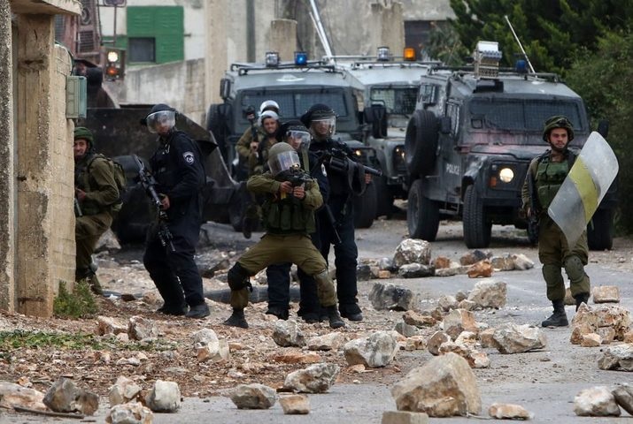 الاحتلال يقتحم قراوة بني حسان والزاوية غرب سلفيت ويعتدي على المواطنين