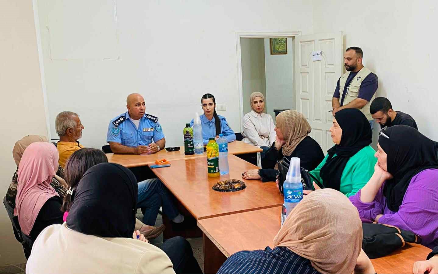 الشرطة تنظم محاضرة توعوية حول العنف الأسري في بيت لحم