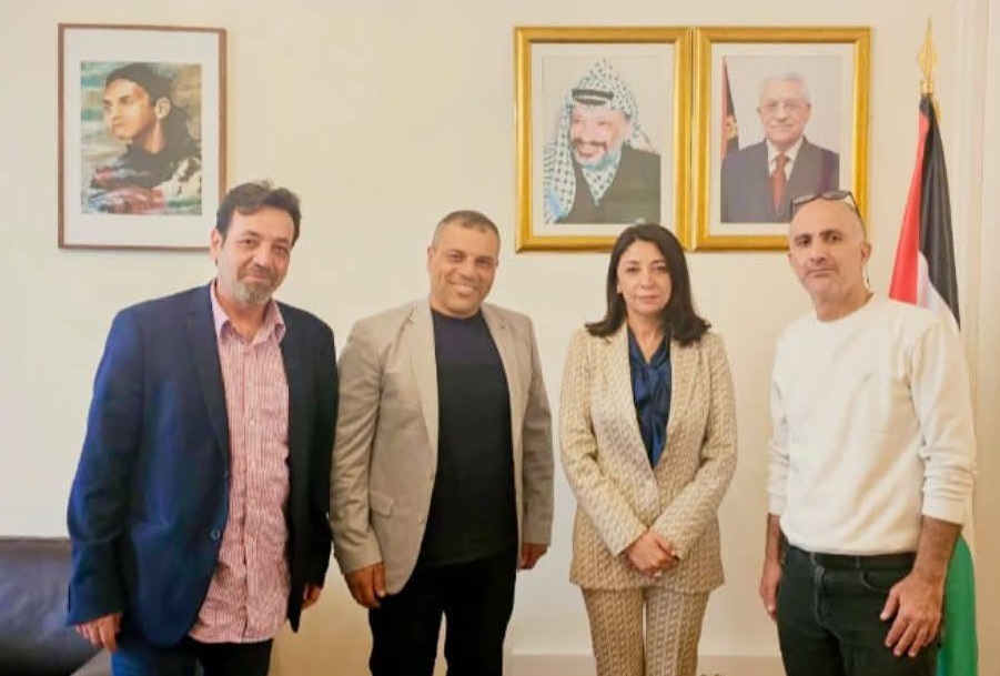 محمد الصباغ يلتقي سفيرة فلسطين في فرنسا هالة أبو حصيرة