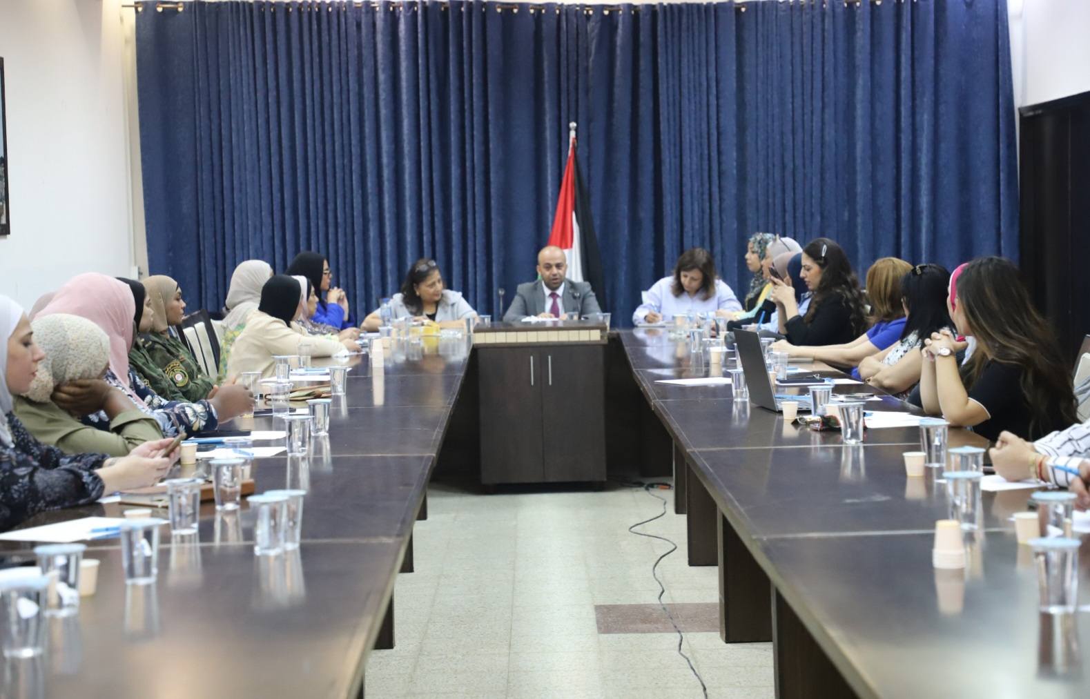 محافظة أريحا تعقد ورشة عمل حول "قضايا الزواج بين الضفة والقدس وتأثيرها الاجتماعي والقانوني"