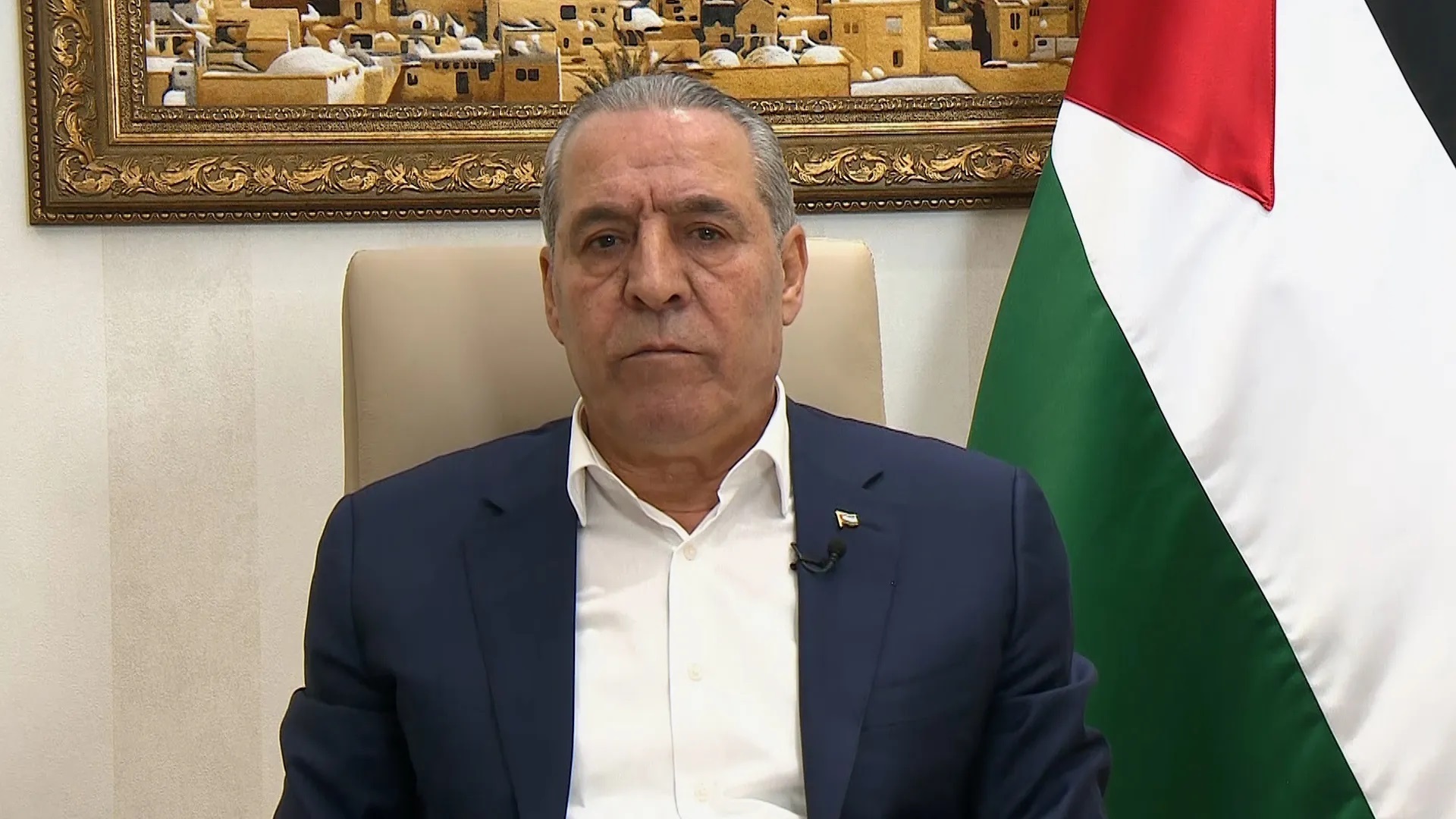 نائب الرئيس حسين الشيخ يرحب بموقف الرئيس الفرنسي بضرورة مشاركة الفلسطينيين في المؤتمر القادم حول حل الدولتين
