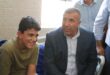 محافظ الخليل خالد دودين يتفقد الطفل النجار من مدينة يطا