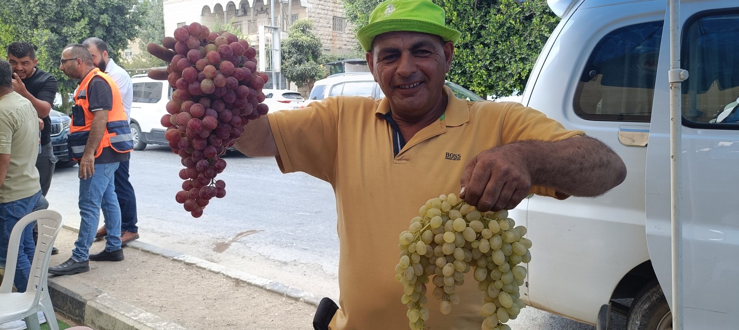 إنطلاق مهرجان الأيام التسويقية للعنب والمنتوجات النسوية 2025 في الخضر