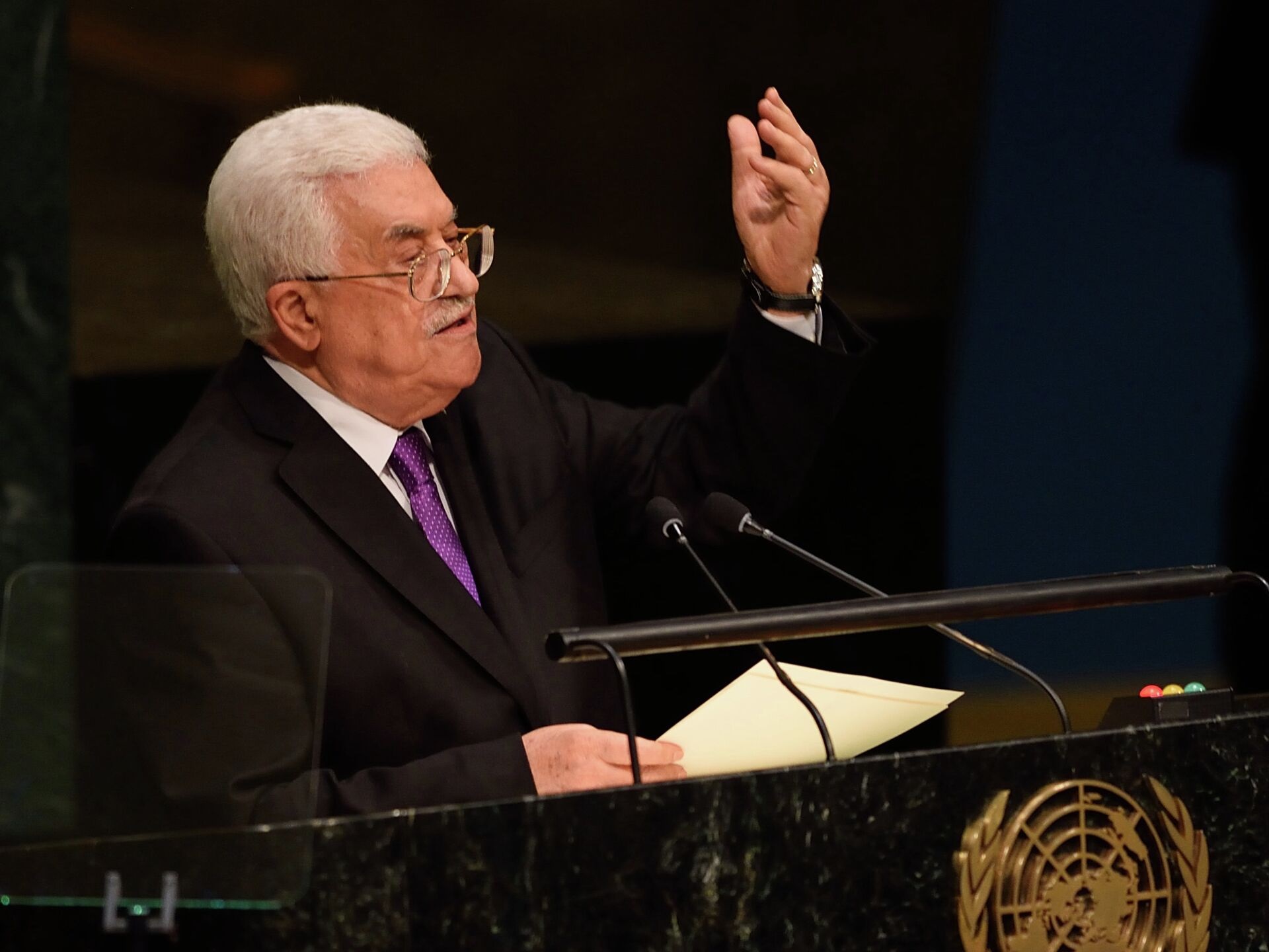 الرئيس محمود عباس يرحب بإعلان رئيس الوزراء البريطاني الاعتراف بدولة فلسطين المستقلة وذات السيادة