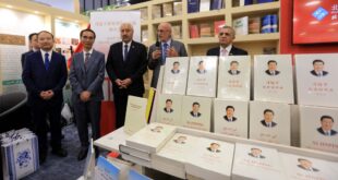 السفارة الصينية في الأردن تحتفي بإشهار المجلدات الفكرية للرئيس الصيني في معرض عمان الدولي للكتاب