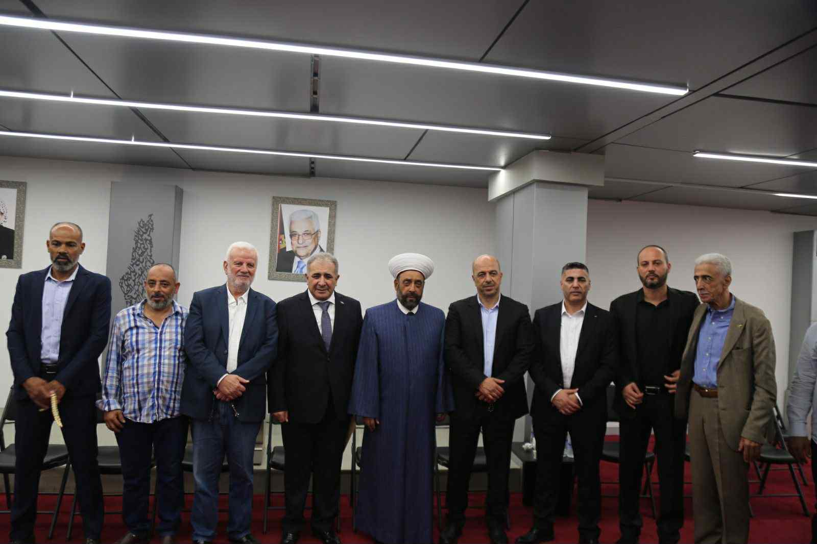 بيروت : بيت عزاء لوالدة اللواء العبد ابراهيم خليل في سفارة دولة فلسطين