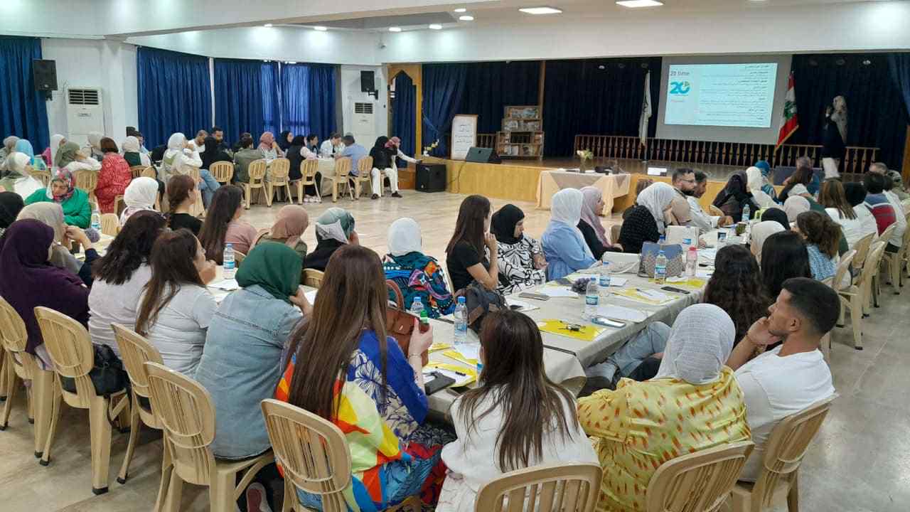 " رعاية الموهوبين " ورشة عمل في ثانوية السفير