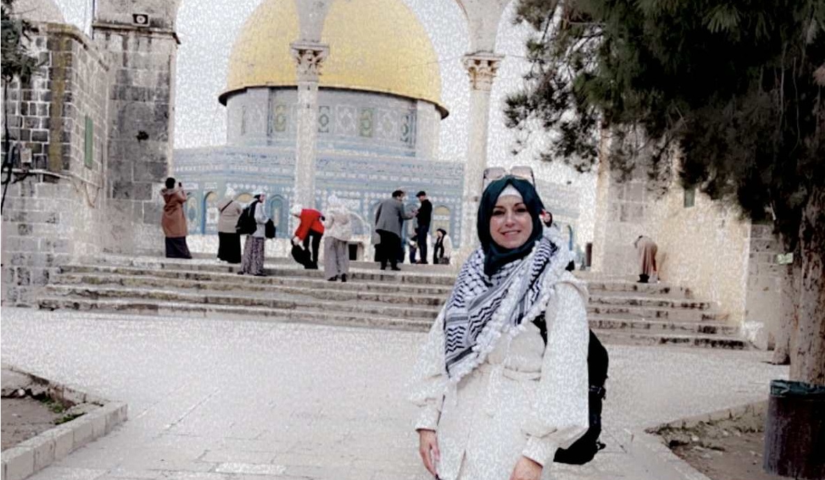" ميلاد الحبيب المصطفى ﷺ .. فجرٌ أضاء التاريخ ، ونورٌ يواسي فلسطين في ليلها الطويل " ، بقلم : د. منى ابو حمدية