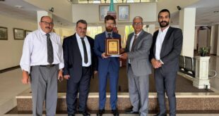 وفد من جامعة الاستقلال يزور البيت الروسي للعلوم و الثقافة ويهنئ مديره تيموفي بوكوف