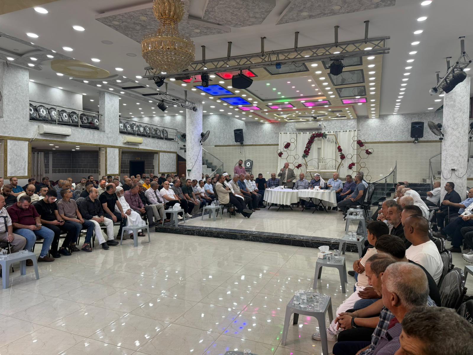 برعاية محافظ جنين كمال أبو الرب .. صلح عشائري بين عائلتي آل حنتولي وعزام