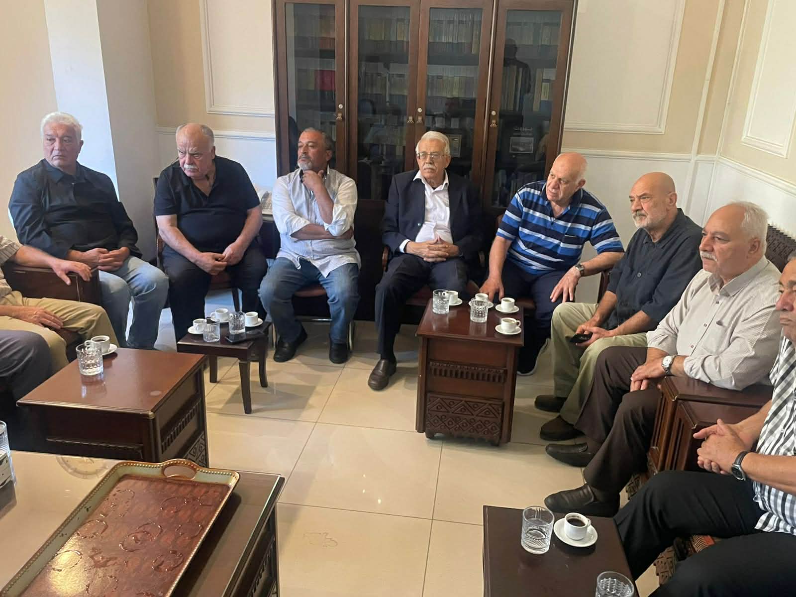 النائب الدكتور أسامة سعد يستقبل وفداً مركزياً من منظمة التحرير الفلسطينية