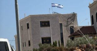 قوات الاحتلال تحول منزلين في إذنا والكوم غرب الخليل لثكنات عسكرية