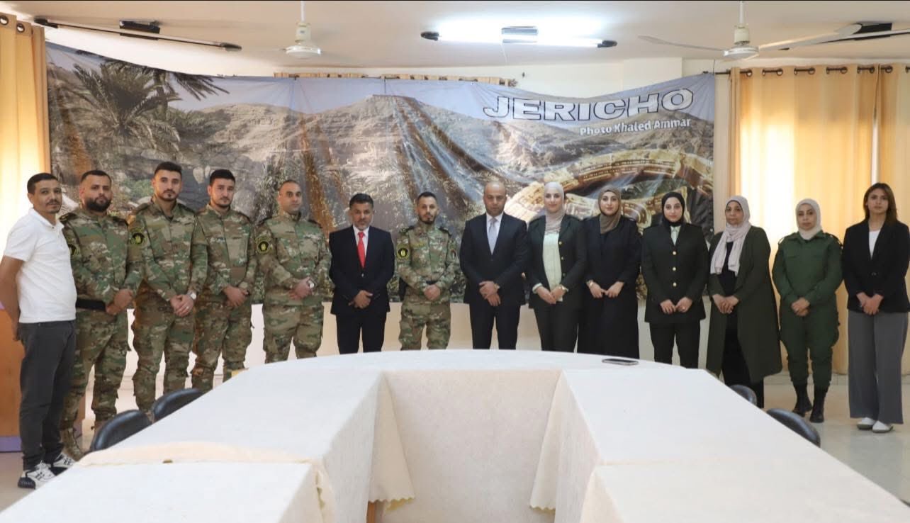 التوجيه السياسي يستقبل عطوفة محافظ محافظة أريحا والأغوار خلال زيارة تفقدية للمديرية
