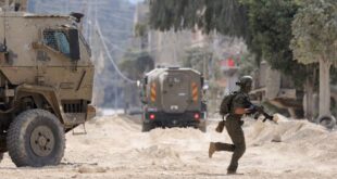 شفا - تدين الجبهة العربية الفلسطينية بأشد العبارات الاعتداءات الصهيونية المتصاعدة في الضفة الغربية، والتي تشمل الاقتحامات اليومية للمدن والبلدات والمخيمات، وعمليات الاعتقال التي طالت الأطفال والشباب، إضافة إلى الاعتداءات الهمجية على المواطنين العزل والمتضامنين الأجانب. إن هذه الممارسات الإجرامية تعكس الطبيعة الاستعمارية الفاشية للاحتلال، وتؤكد أن ما يجري هو سياسة ممنهجة تستهدف كسر إرادة شعبنا وإدامة السيطرة على أرضه.
