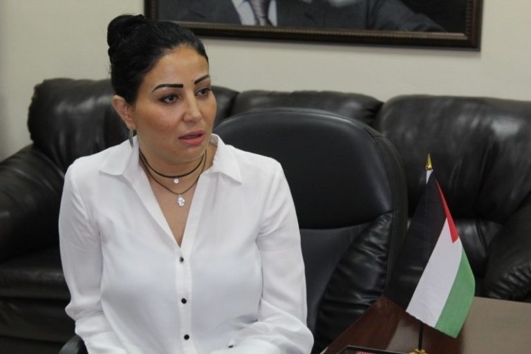 سيلفيا أبو لبن : أي اجتماع يبحث مستقبل غزة دون حضور ومشاركة القيادة الفلسطينية الشرعية انتهاك صارخ للقانون الدولي وقرارات الأمم المتحدة