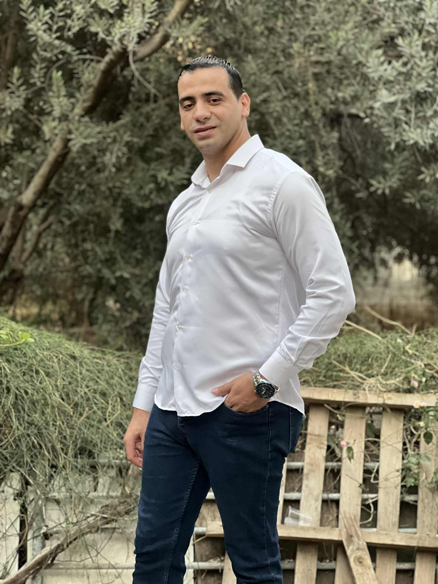 لبنان الرسمي بين مطرقة إسرائيل وسندان حزب الله ، بقلم : محمد زيات