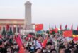 مواطنون يحتفلون بالذكرى الـ76 لتأسيس جمهورية الصين الشعبية