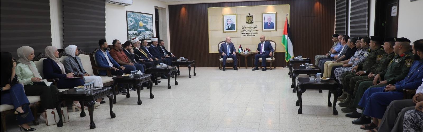 محافظ اريحا والاغوار يلتقي مستشار الرئيس للشؤون الدينية محمود الهباش