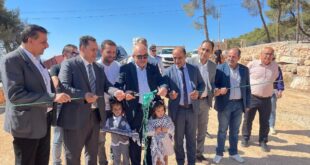 وزير الحكم المحلي يفتتح عدة مشاريع تطويرية بمحافظة طوباس والاغوار الشمالية