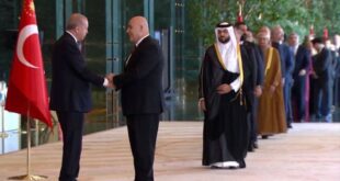 سفير فلسطين لدى تركيا د. نصري أبو جيش يهنئ الرئيس أردوغان بمناسبة عيد الجمهورية