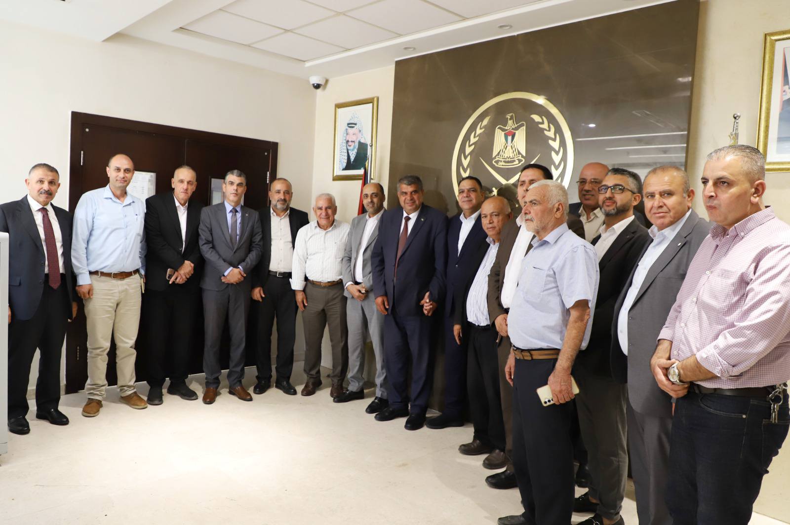 اللواء الخطيب يستقبل وفداً من فعاليات طوباس والأغوار الشمالية برئاسة المحافظ الأسعد