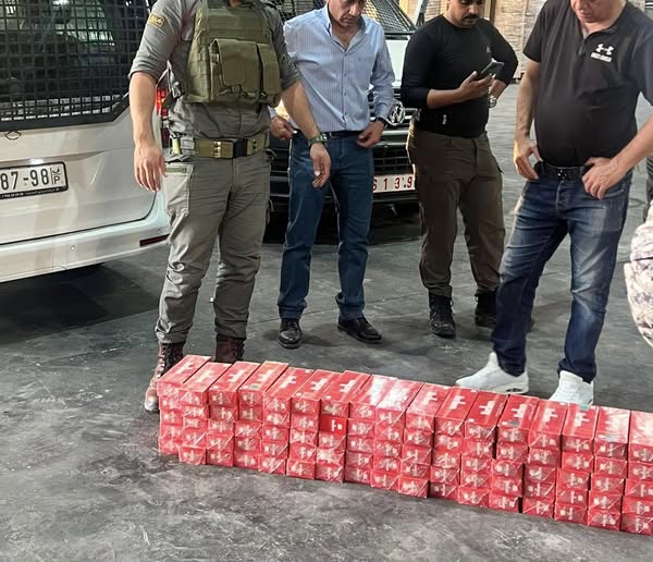 الأمن الوقائي يضبط مواد غذائية منتهية الصلاحية ودخاناً مهرباً شمال غرب الخليل