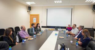 وفد من البيت الروسي في بيت لحم يزور جامعة بيرزيت