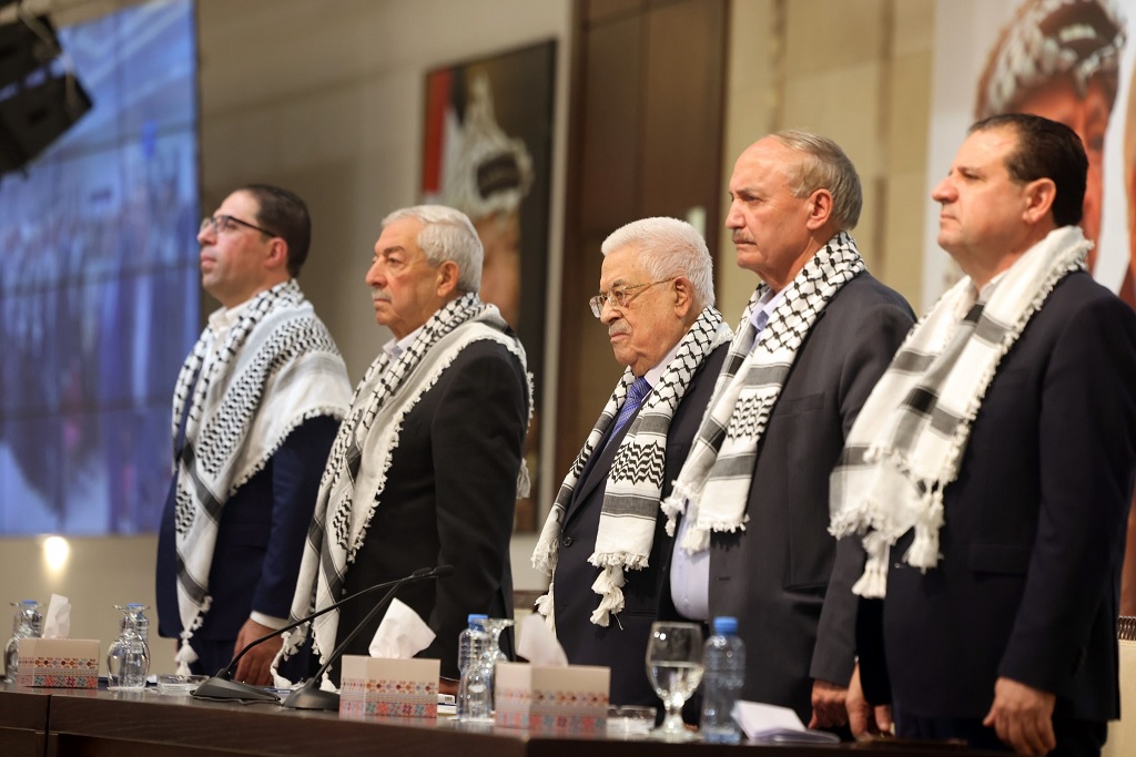 الرئيس محمود عباس يفتتح المؤتمر العام للشبيبة الفتحاوية بالمحافظات الشمالية