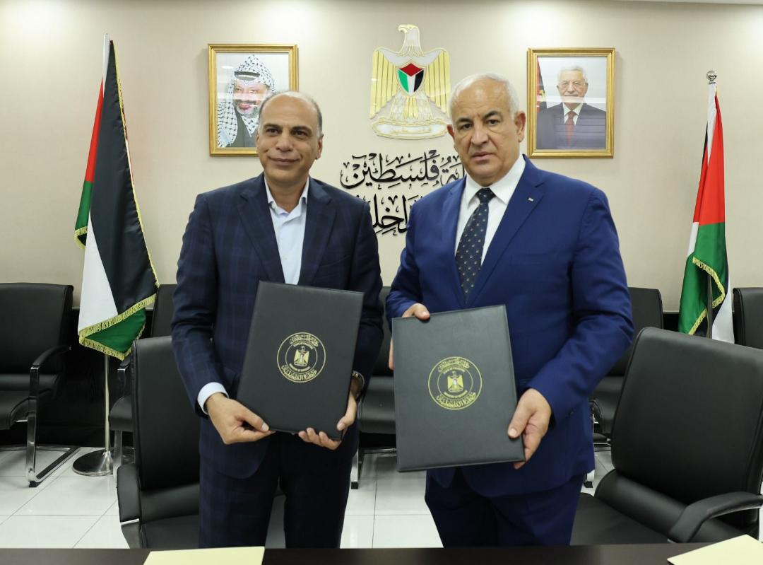 وزارة الداخلية وشركة أوريدو توقعان اتفاقية تعاون