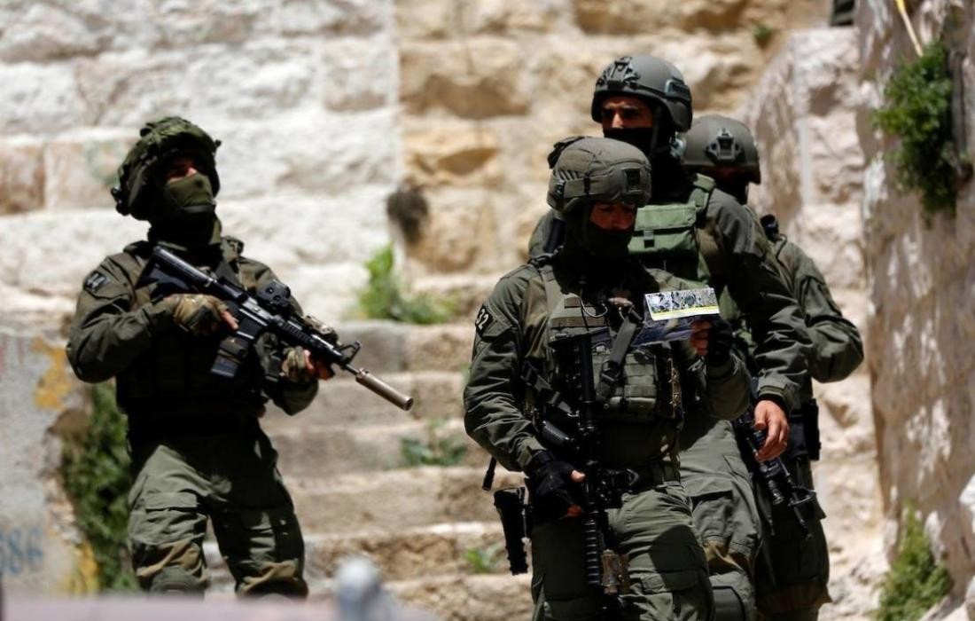 قوات الاحتلال تنصب حواجز في سلوان والشيخ جراح في القدس